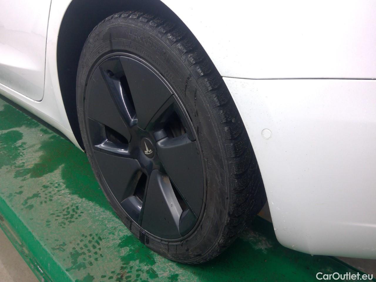 Tesla  Model 3  75kWh Long-Range #15