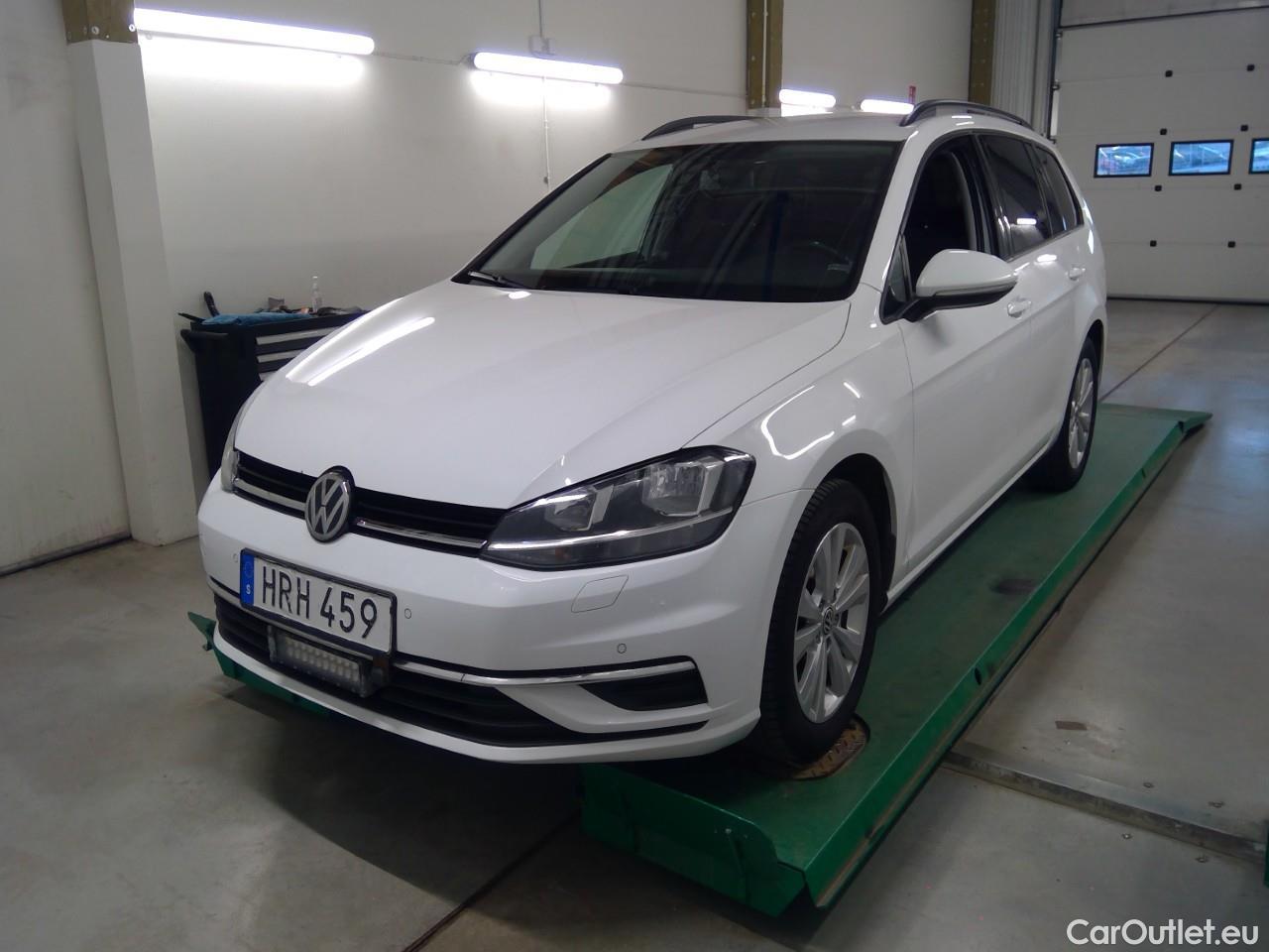 Volkswagen  Golf  Sp.Combi TSI 110 Aut. #1