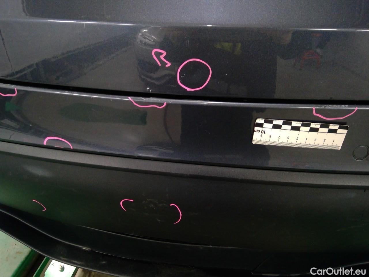 Tesla  Model Y  75kWh Long-Range AWD #34