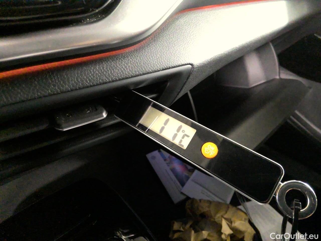 Volkswagen  ID.4  EV 77kWh Business #11