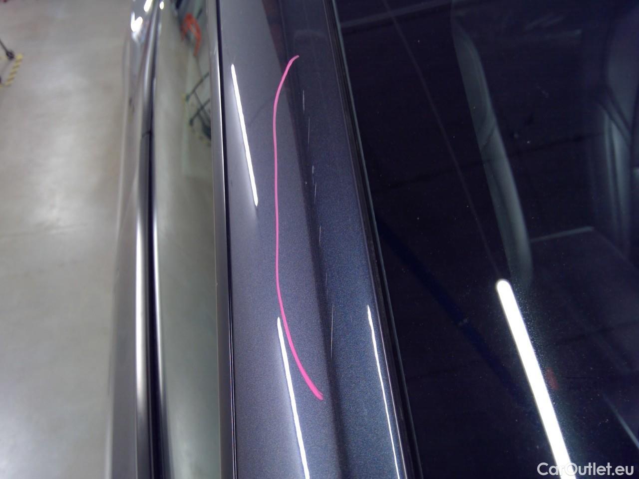 Tesla  Model Y  75kWh Long-Range AWD #61