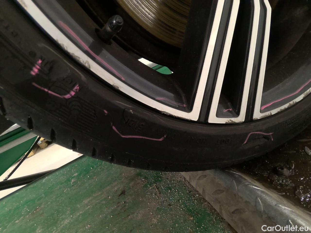 Volvo  V60  T6 AWD Inscript.Rechar.Aut #25