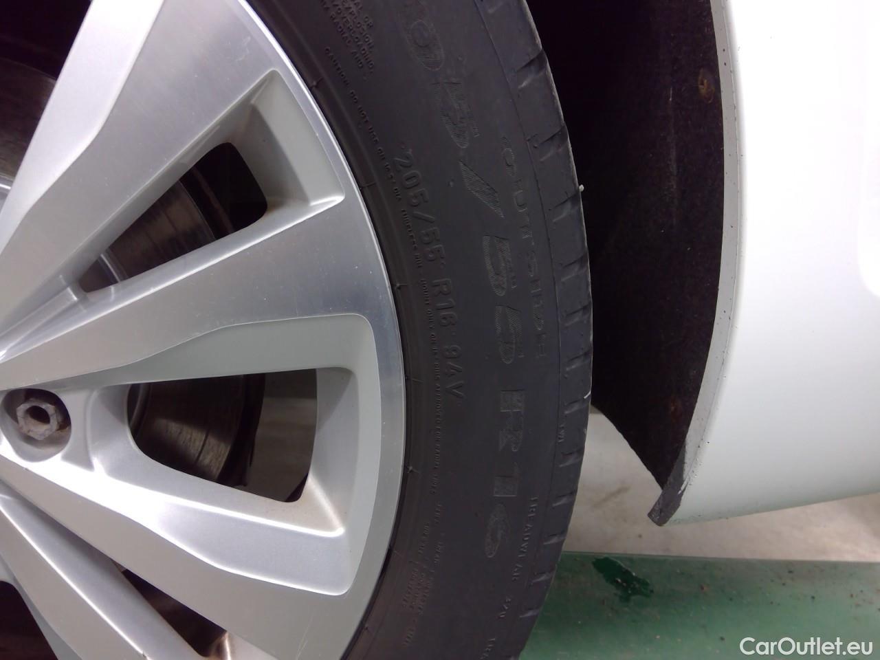 Volkswagen  Golf  Sp.Combi TSI 110 Aut. #17