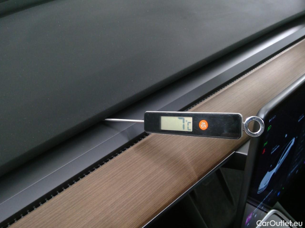 Tesla  Model 3  75kWh Long-Range #8