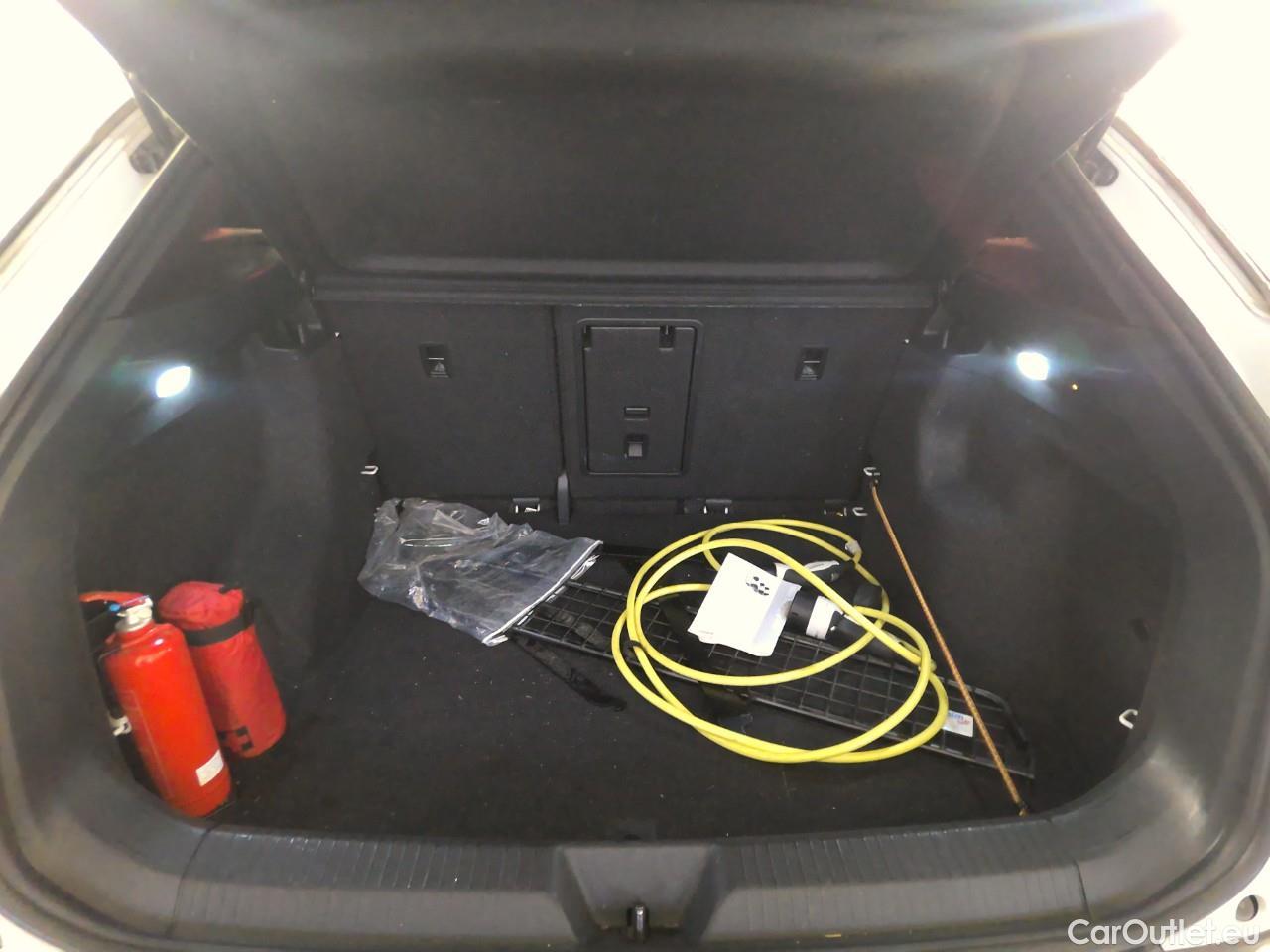 Volkswagen  ID.4  EV 77kWh Business #12