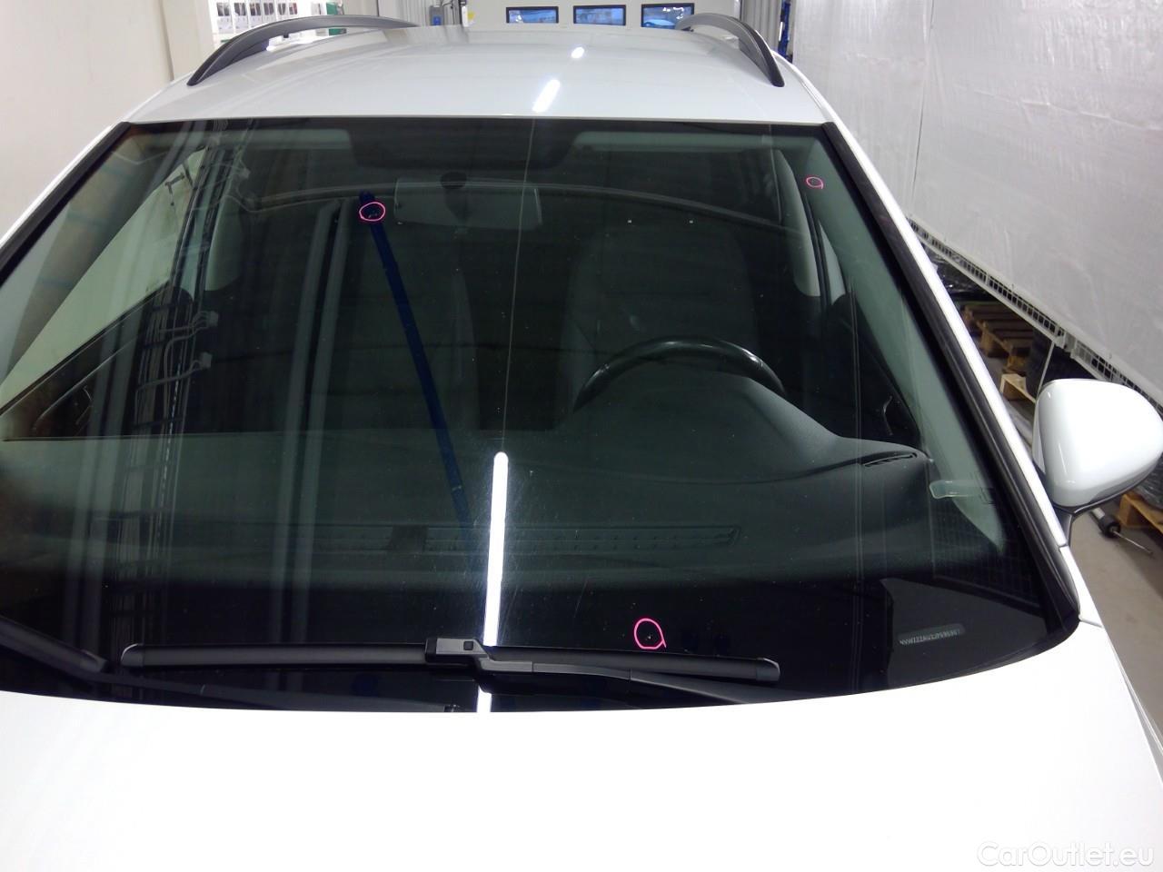 Volkswagen  Golf  Sp.Combi TSI 110 Aut. #41