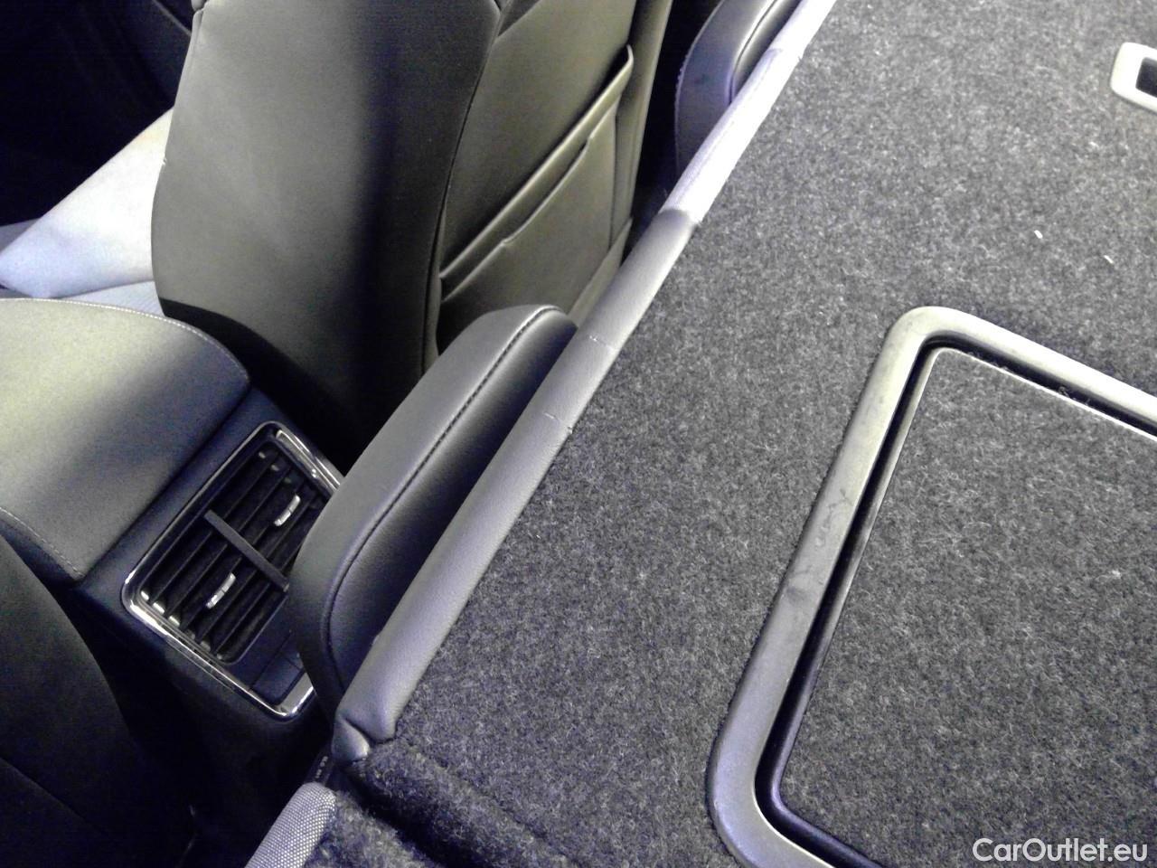 Skoda  ENYAQ  iV80 5d #15