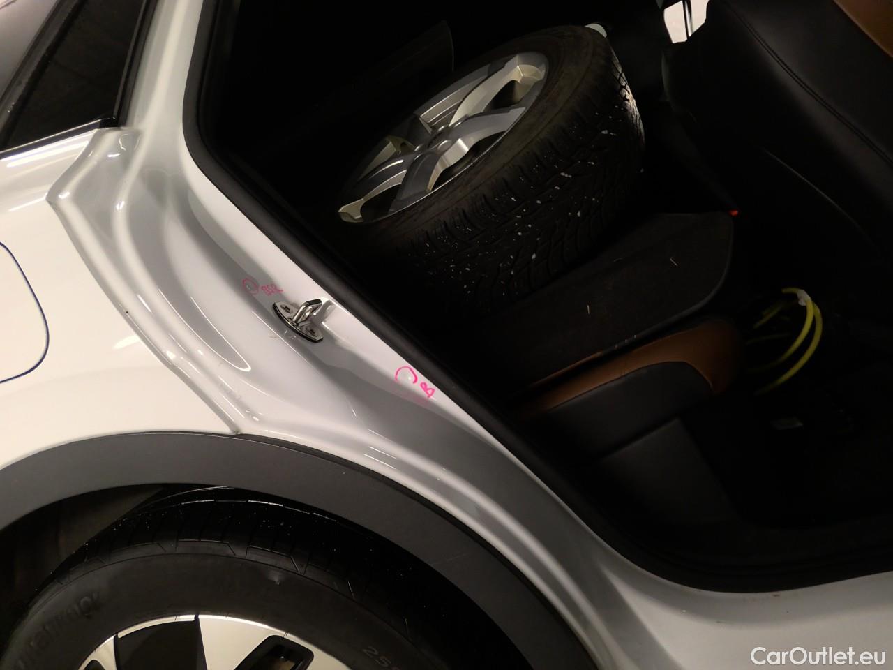 Volkswagen  ID.4  EV 77kWh Business #10