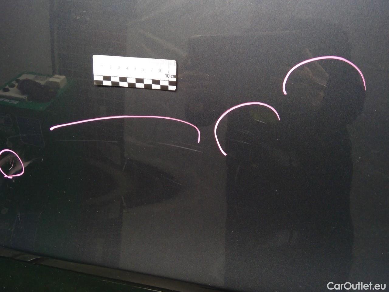 Tesla  Model Y  75kWh Long-Range AWD #23