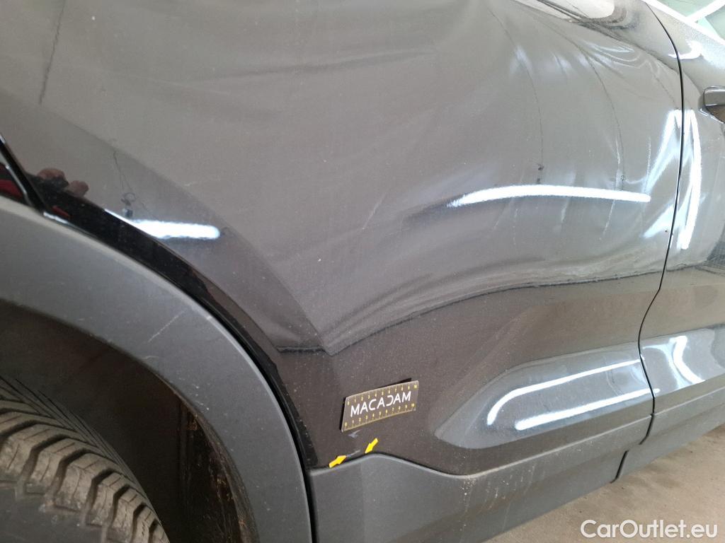 Volvo  XC 40 VOLVO XC40 / 2022 / 5P / SUV Recharge T5 262 DCT7 Start #23