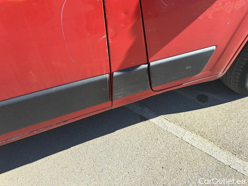  Peugeot  Boxer PEUGEOT  / 2014 / 4P / furgón Pack 335 L3 H2 BHDI 103kW (140CV) S&S #60