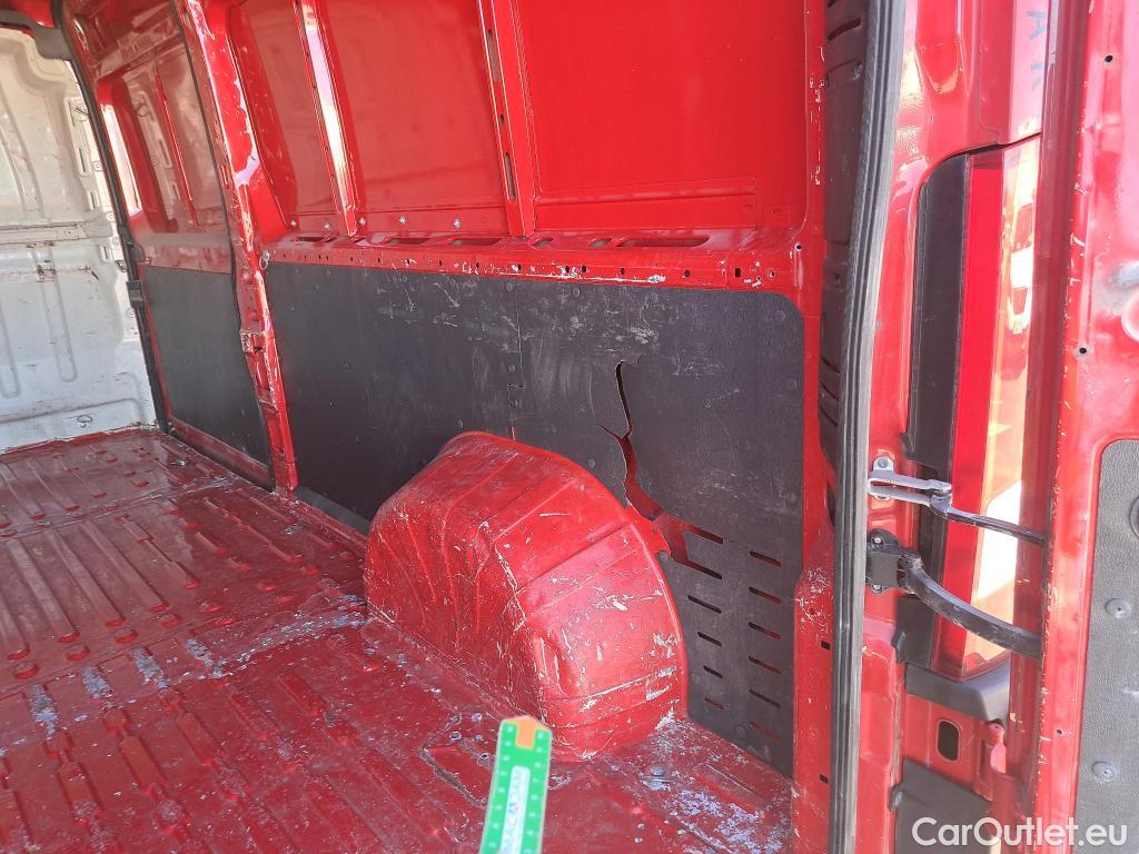  Peugeot  Boxer PEUGEOT  / 2014 / 4P / furgón Pack 335 L3 H2 BHDI 103kW (140CV) S&S #4