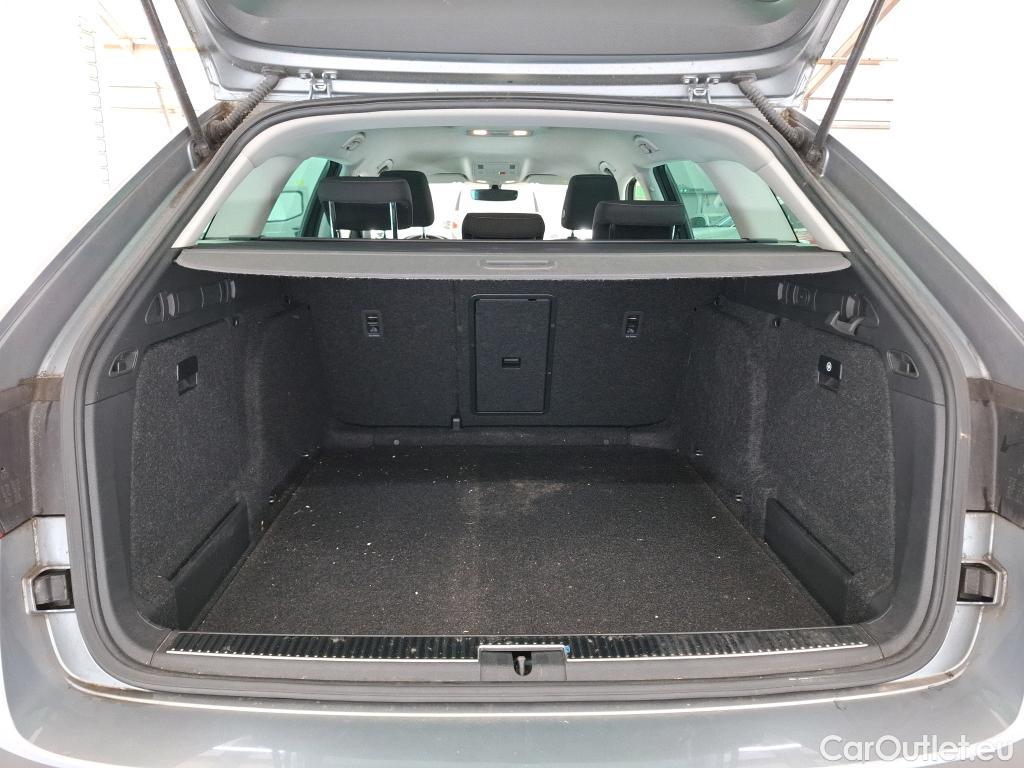 Skoda  Superb  Break Business 1.5 TSI 150CV BVA7 E6dT #10
