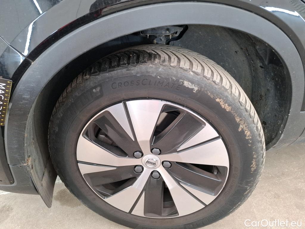 Volvo  XC 40 VOLVO XC40 / 2022 / 5P / SUV Recharge T5 262 DCT7 Start #21