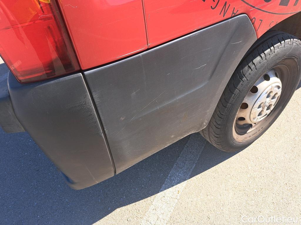  Peugeot  Boxer PEUGEOT  / 2014 / 4P / furgón Pack 335 L3 H2 BHDI 103kW (140CV) S&S #80