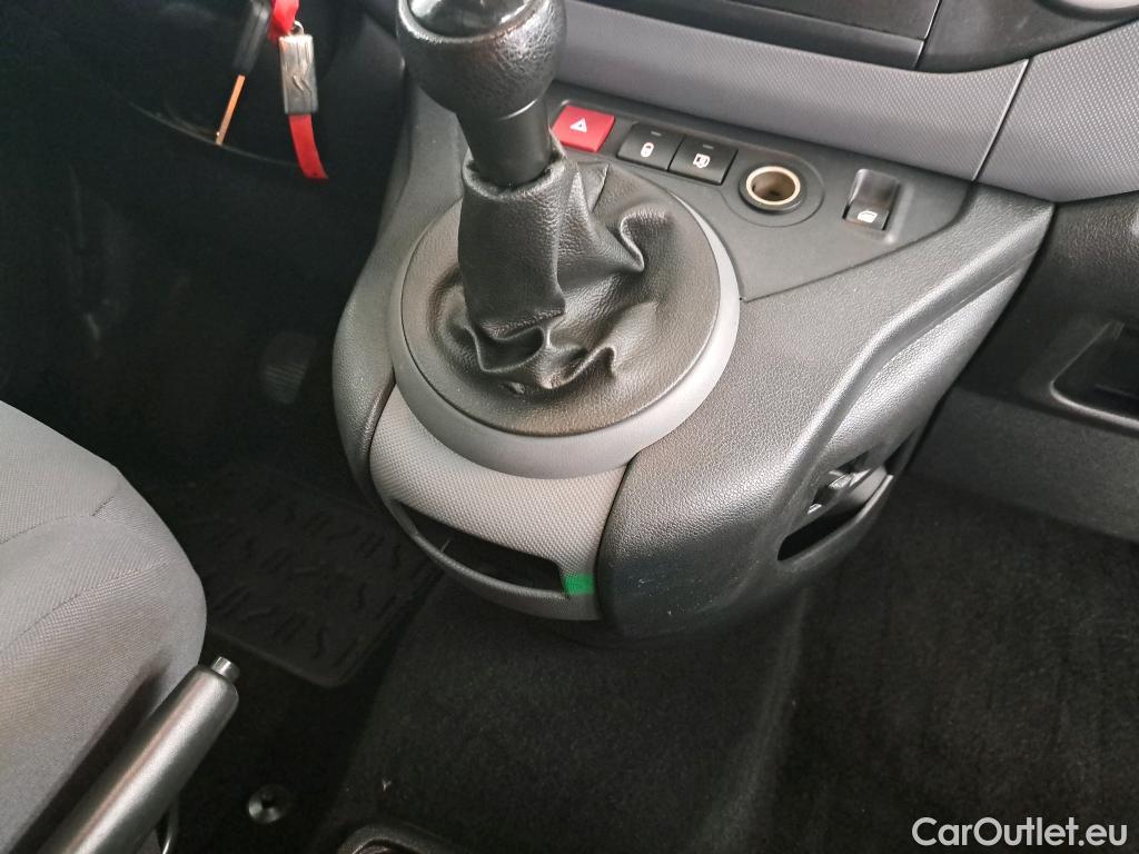 Citroen  Berlingo CITROEN  VU 3p Fourgonnette VTi 95 BVM Confort 20L1 #4