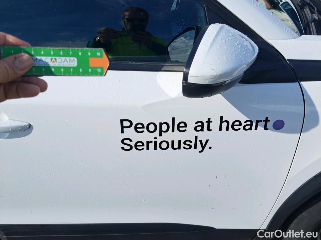  Peugeot  2008 PEUGEOT  / 2019 / 5P / todoterreno Active BlueHDI 81kW (110CV) #35