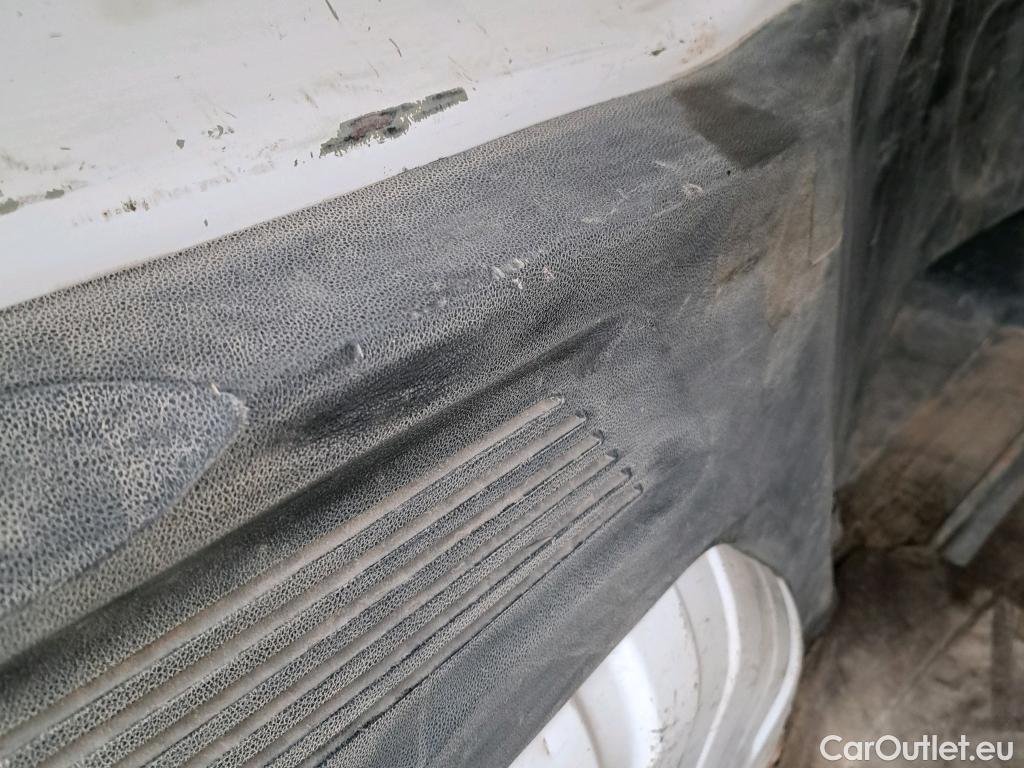  Citroen  Berlingo CITROEN  / 2018 / 3P / furgón derivado de turismo Talla M BlueHDi 100 WORKER #30