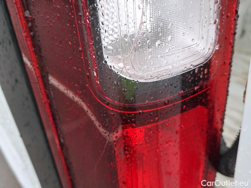  Nissan  NV300 NISSAN  / 2016 / 4P / furgón 2.0dCi 88kW (120CV) L1H1 1T Optima #23