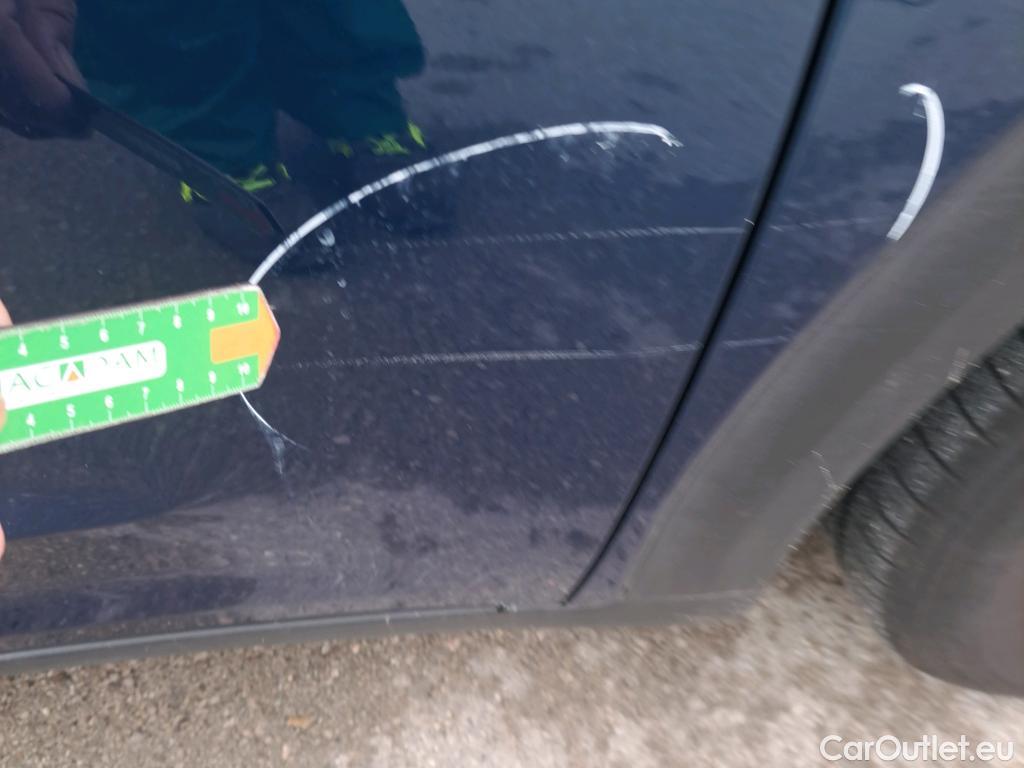 KIA  Niro KIA  / 2019 / 5P / crossover 1.6 GDi PHEV 104kW (141CV) Drive #15