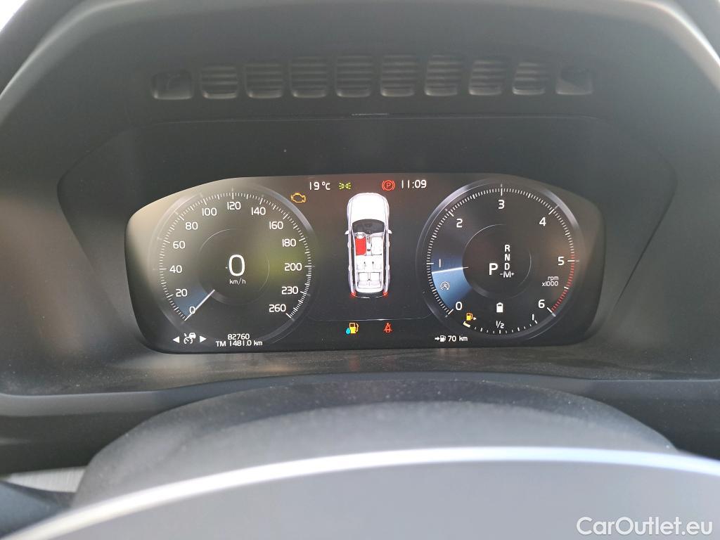 Volvo  XC90 VOLVO  / 2019 / 5P / todoterreno 2.0 B5 D AWD Momentum Pro Auto #36