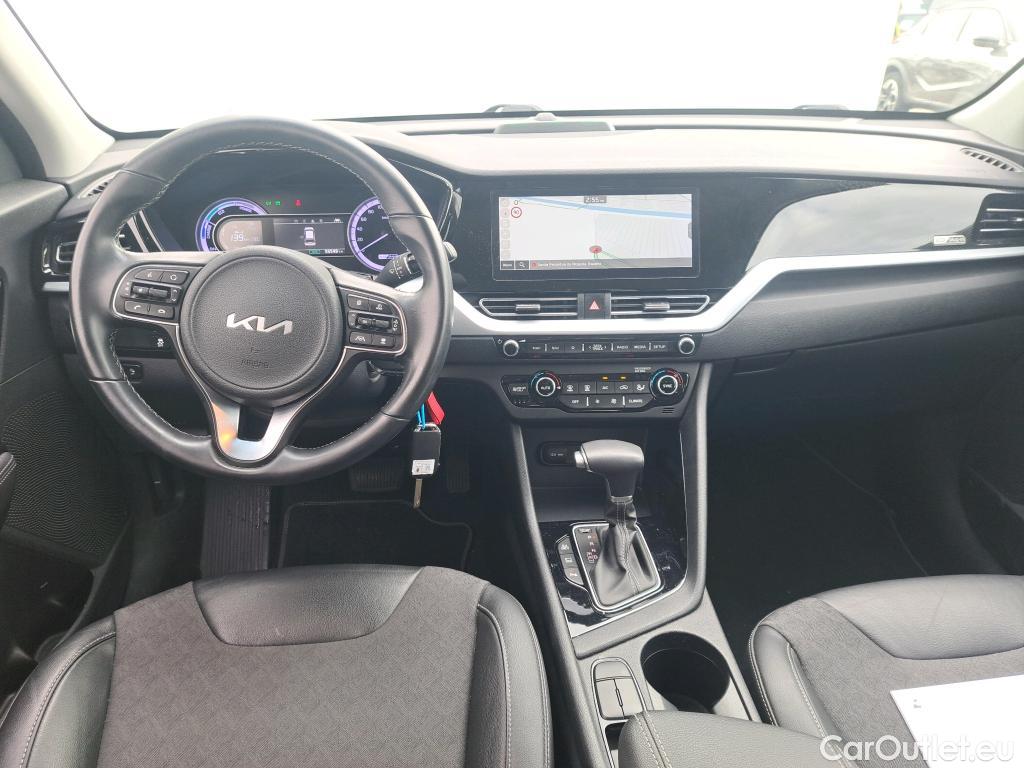 KIA  Niro KIA  / 2019 / 5P / crossover 1.6 GDi PHEV 104kW (141CV) Drive #3