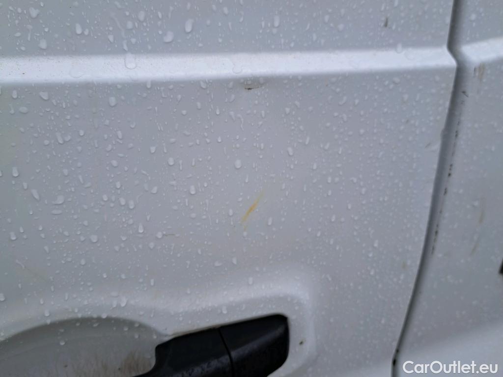  Nissan  NV300 NISSAN  / 2016 / 4P / furgón 2.0dCi 88kW (120CV) L1H1 1T Optima #14