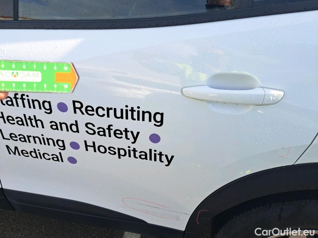  Peugeot  2008 PEUGEOT  / 2019 / 5P / todoterreno Active BlueHDI 81kW (110CV) #45