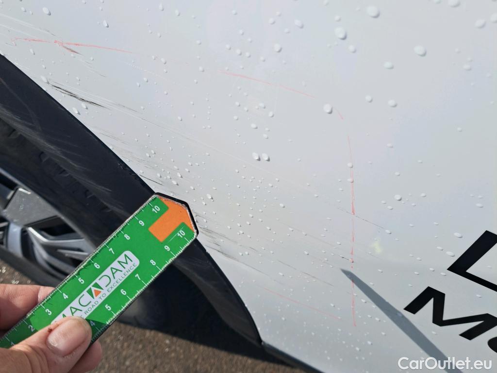  Peugeot  2008 PEUGEOT  / 2019 / 5P / todoterreno Active BlueHDI 81kW (110CV) #6