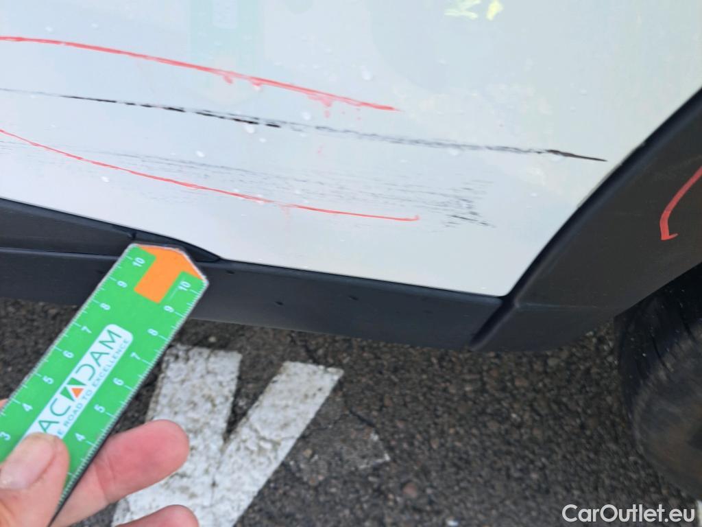  Peugeot  2008 PEUGEOT  / 2019 / 5P / todoterreno Active BlueHDI 81kW (110CV) #19