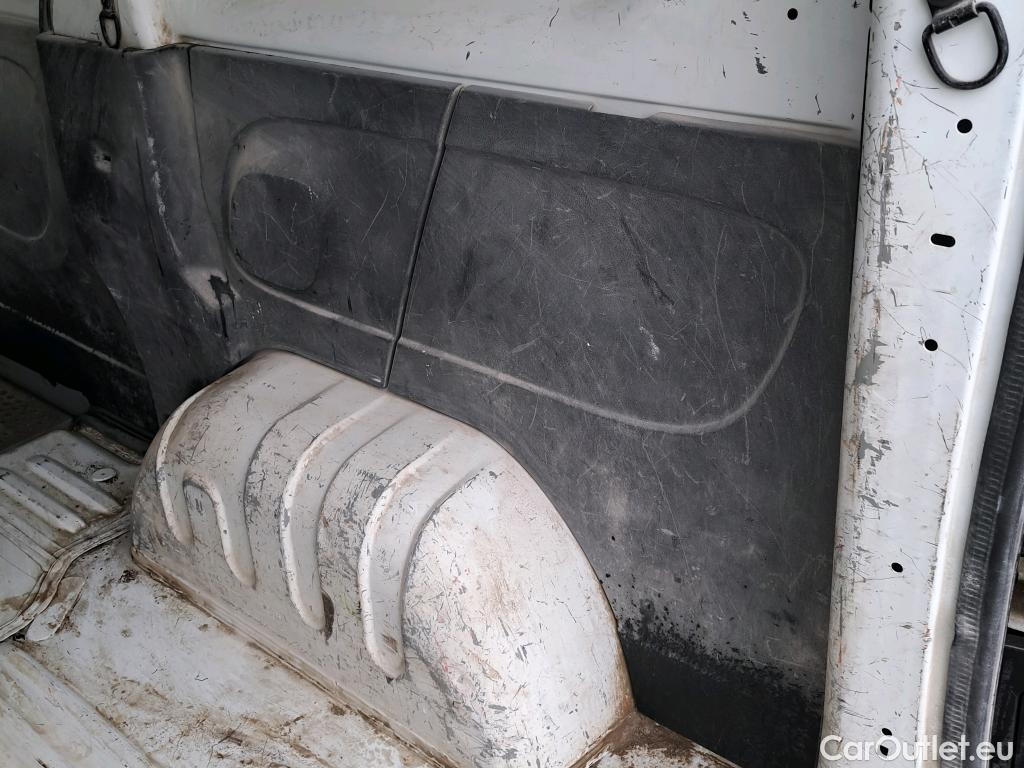  Nissan  NV300 NISSAN  / 2016 / 4P / furgón 2.0dCi 88kW (120CV) L1H1 1T Optima #38