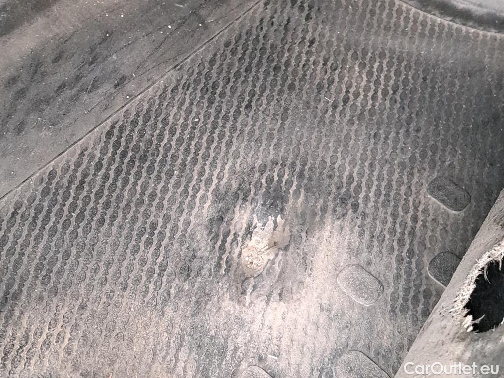  Nissan  NV300 NISSAN  / 2016 / 4P / furgón 2.0dCi 88kW (120CV) L1H1 1T Optima #27