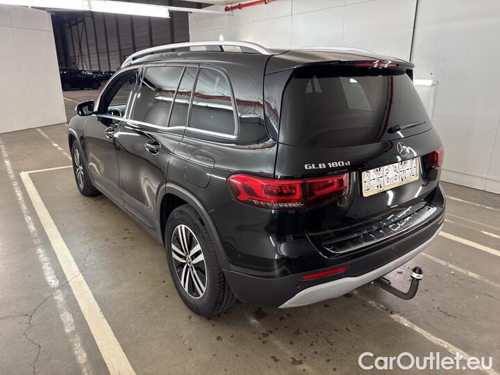 Mercedes  GLB   180 d Business Solution 85kW/116pk  5D/P Auto-8 #3