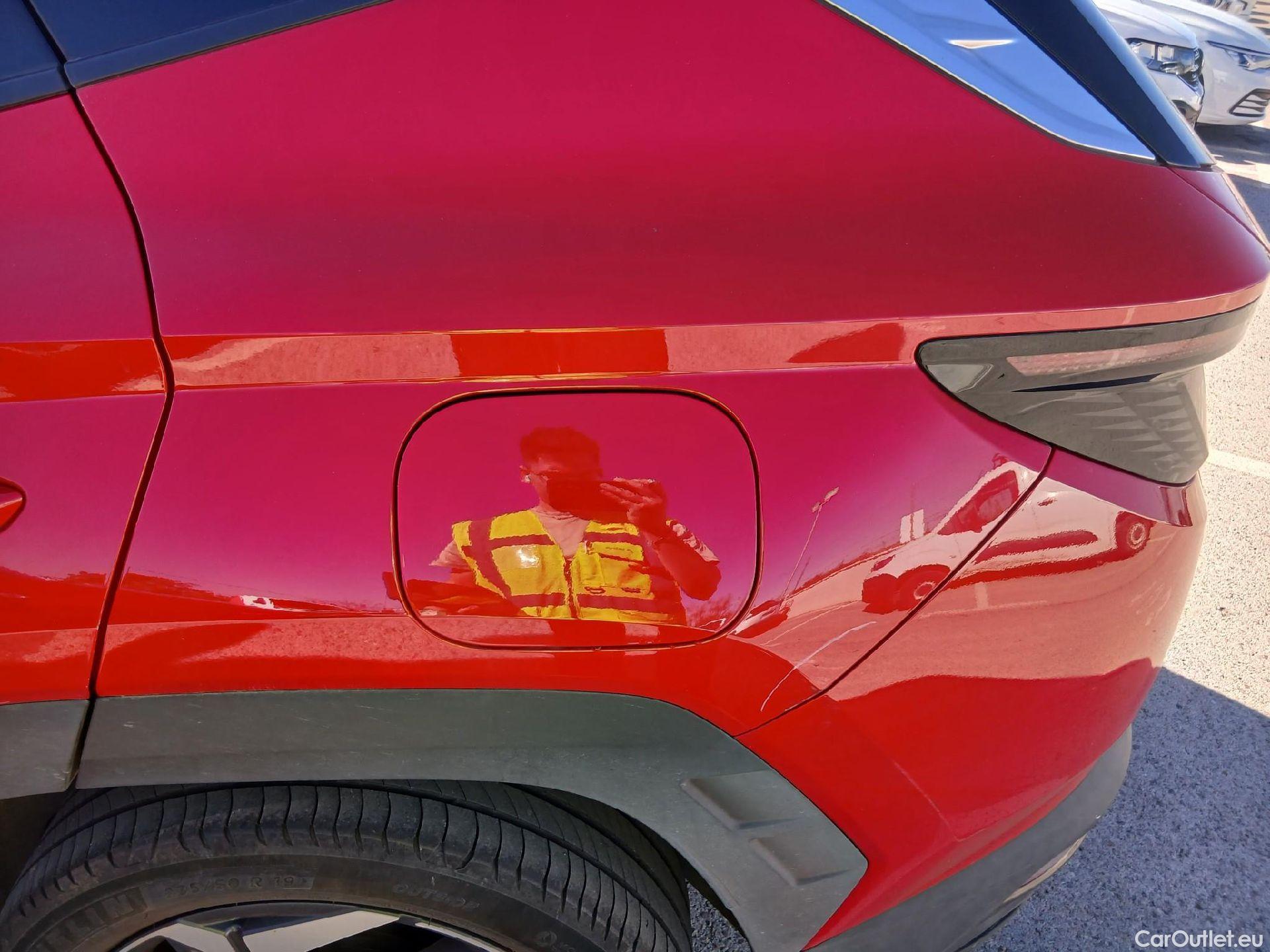 Hyundai  Tucson HYUNDAI  / 2020 / 5P / todoterreno 1.6 TGDI 169kW HEV Style Teal Auto #17