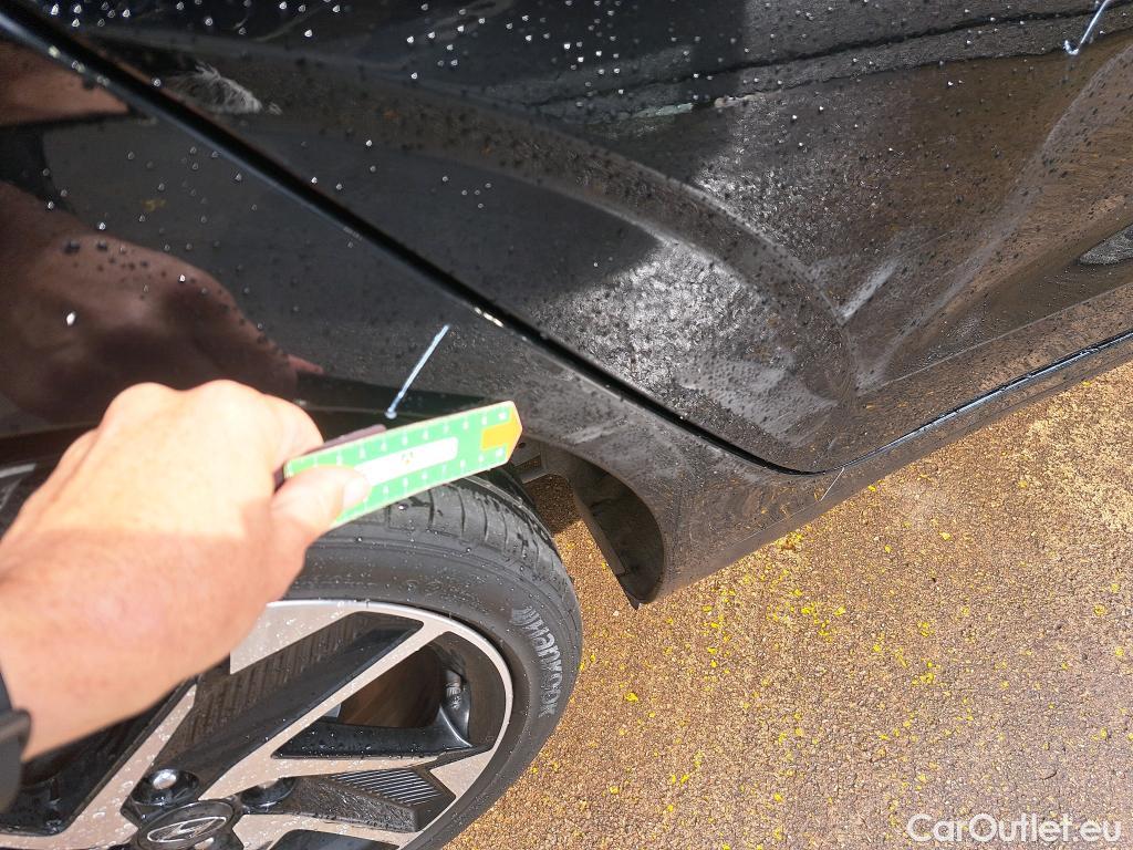 Hyundai  i10 HYUNDAI  / 2020 / 5P / berlina con portón 1.0 Tecno #11