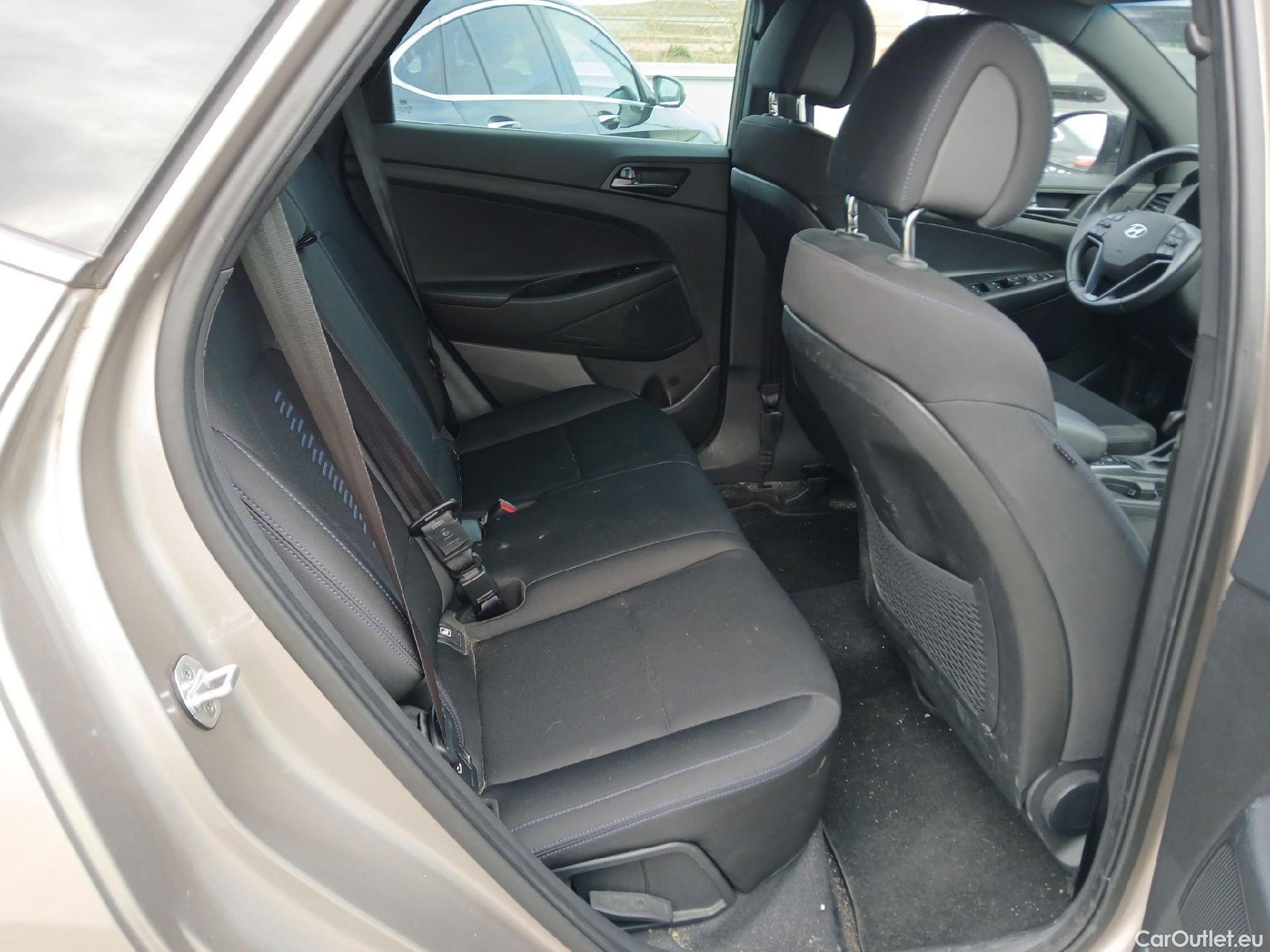 Hyundai  Tucson HYUNDAI  / 2015 / 5P / todoterreno 1.7 CRDi 104kW (141CV) BD Go! DCT 4x2(SP) #7