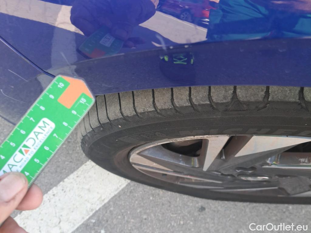  Hyundai  i20 HYUNDAI  / 2020 / 5P / berlina con portón 1.0 TGDI 74kW (100CV) 48V Klass #21