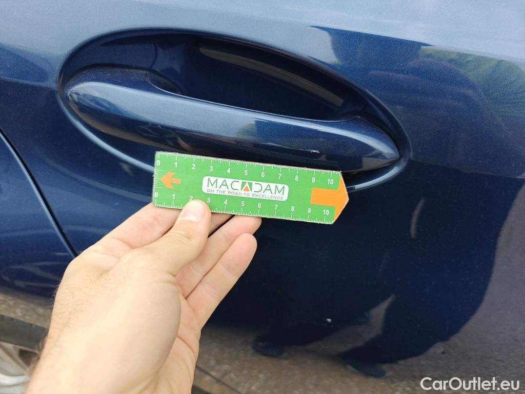  Land Rover  Discovery BMW Serie 3 / 2019 / 5P / familiar 320d Auto.Touring #44