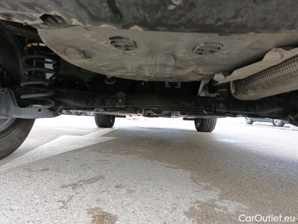 Citroen  DS3 DS DS 3 Crossback / 2018 / 5P / todoterreno PureTech 73 kW Manual SO CHIC #11