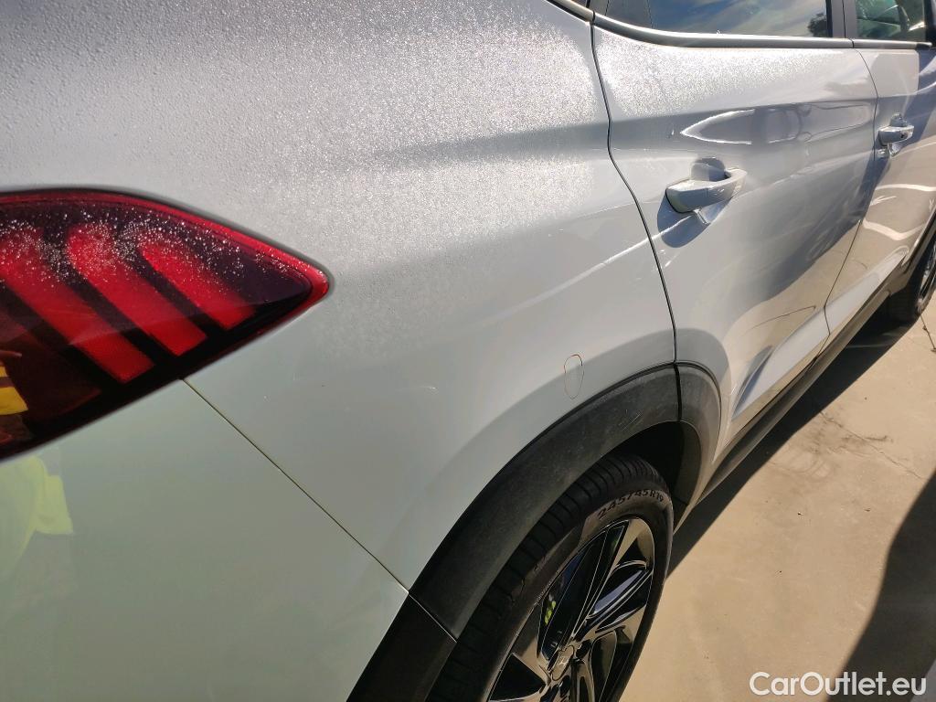 Hyundai  Tucson HYUNDAI  / 2018 / 5P / todoterreno 1.6 CRDI 100kW (136CV) 48V N-Line 4X2 #3