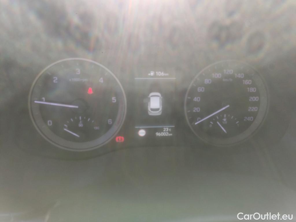 Hyundai  Tucson HYUNDAI  / 2018 / 5P / todoterreno 1.6 CRDI 100kW (136CV) 48V N-Line 4X2 #4