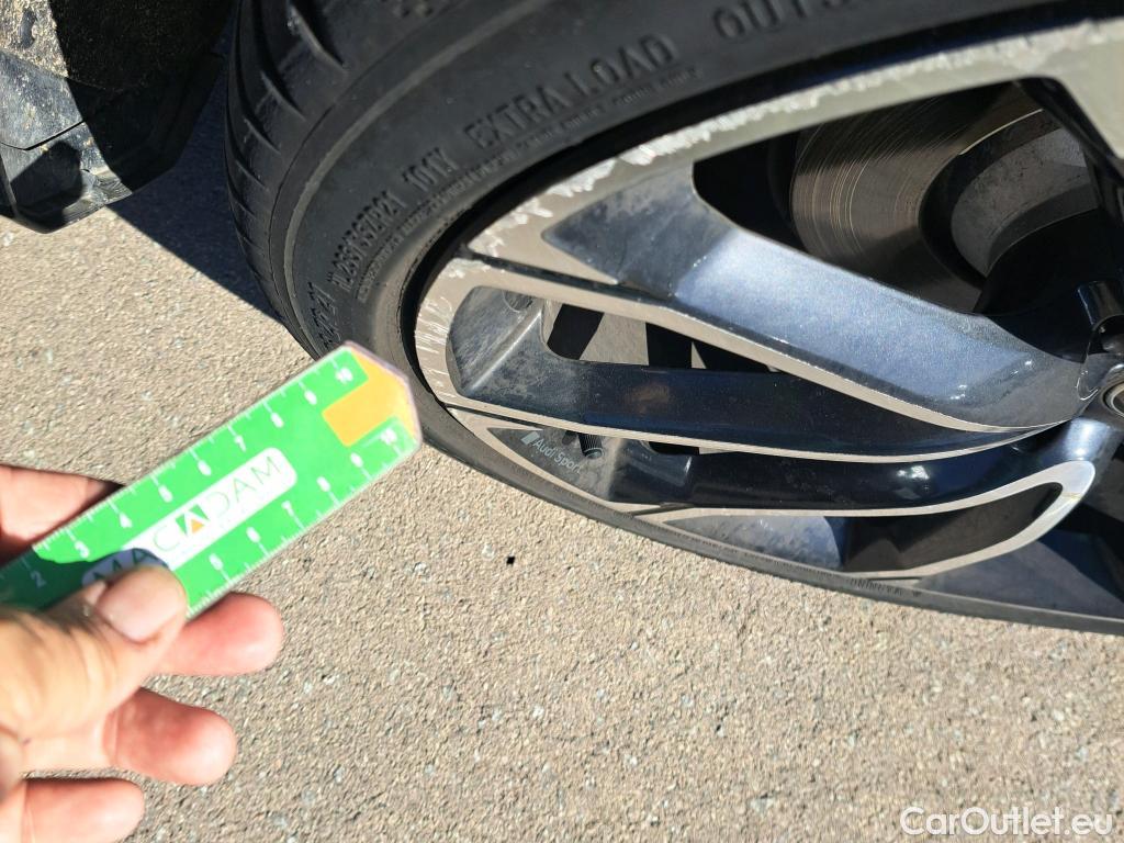  Audi  Q3 AUDI  Sportback / 2019 / 5P / todoterreno RS 2.5 TFSI quattro #8