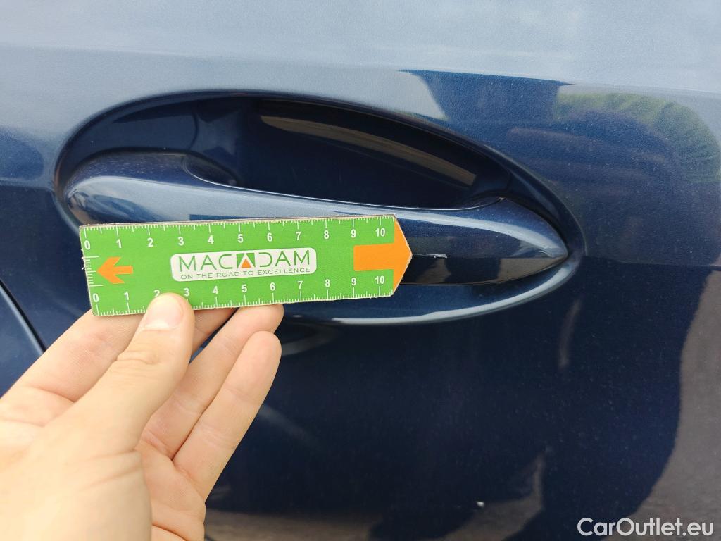  Land Rover  Discovery BMW Serie 3 / 2019 / 5P / familiar 320d Auto.Touring #45