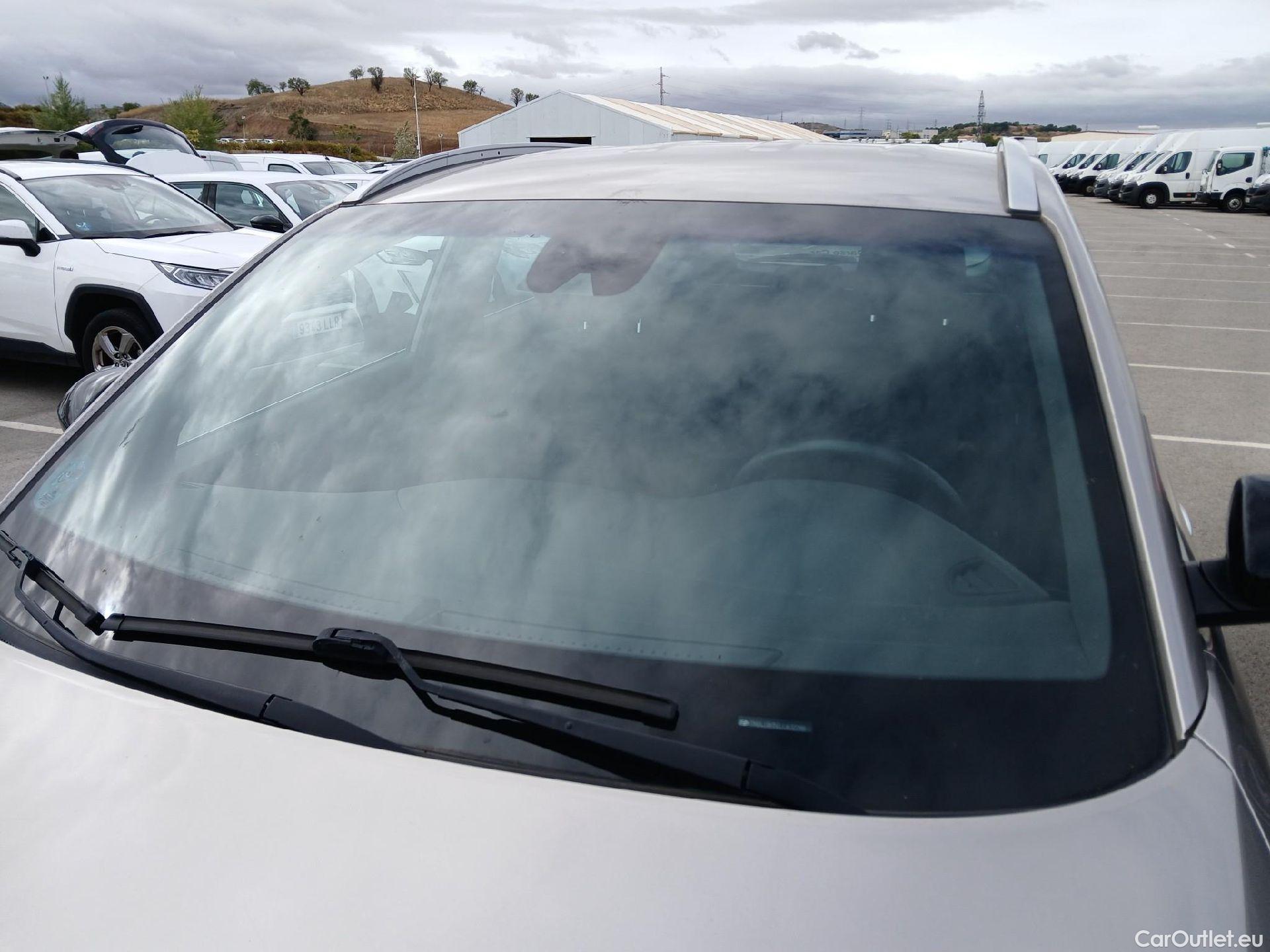 Hyundai  Tucson HYUNDAI  / 2015 / 5P / todoterreno 1.7 CRDi 104kW (141CV) BD Go! DCT 4x2(SP) #6