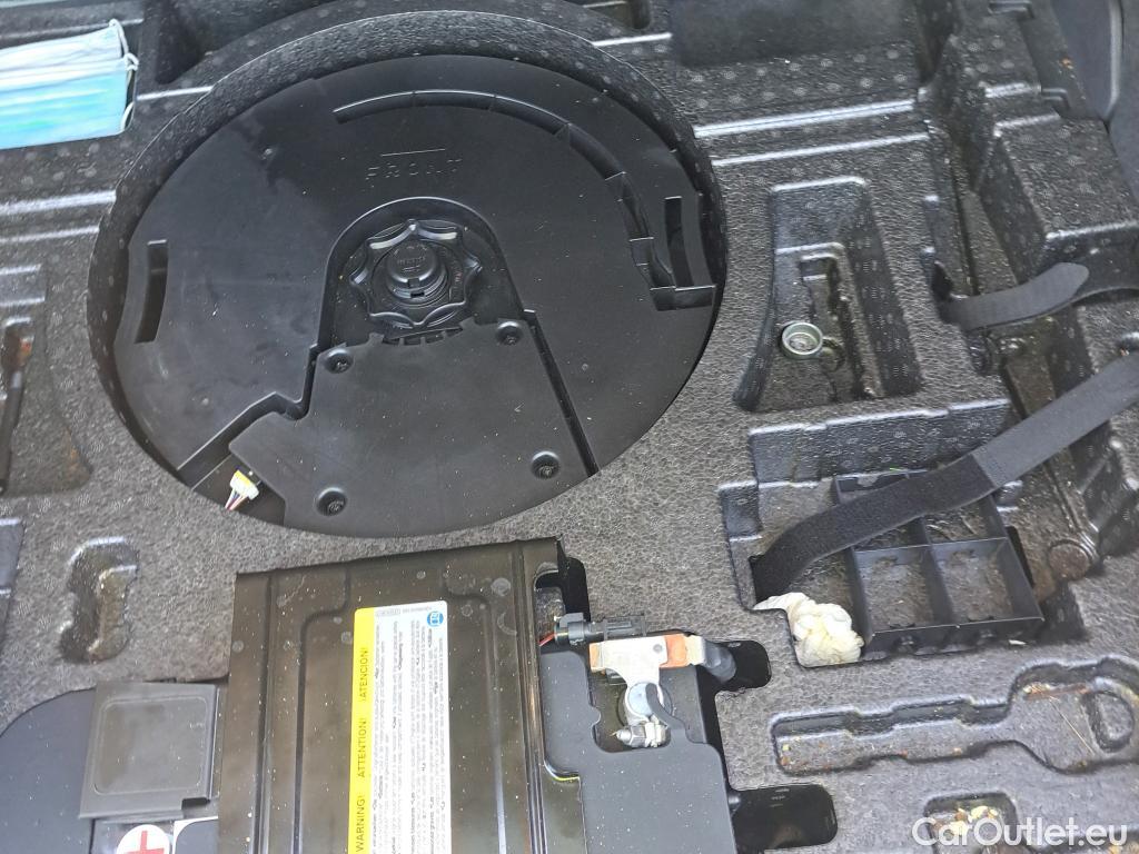  Audi  Q3 AUDI  Sportback / 2019 / 5P / todoterreno RS 2.5 TFSI quattro #9