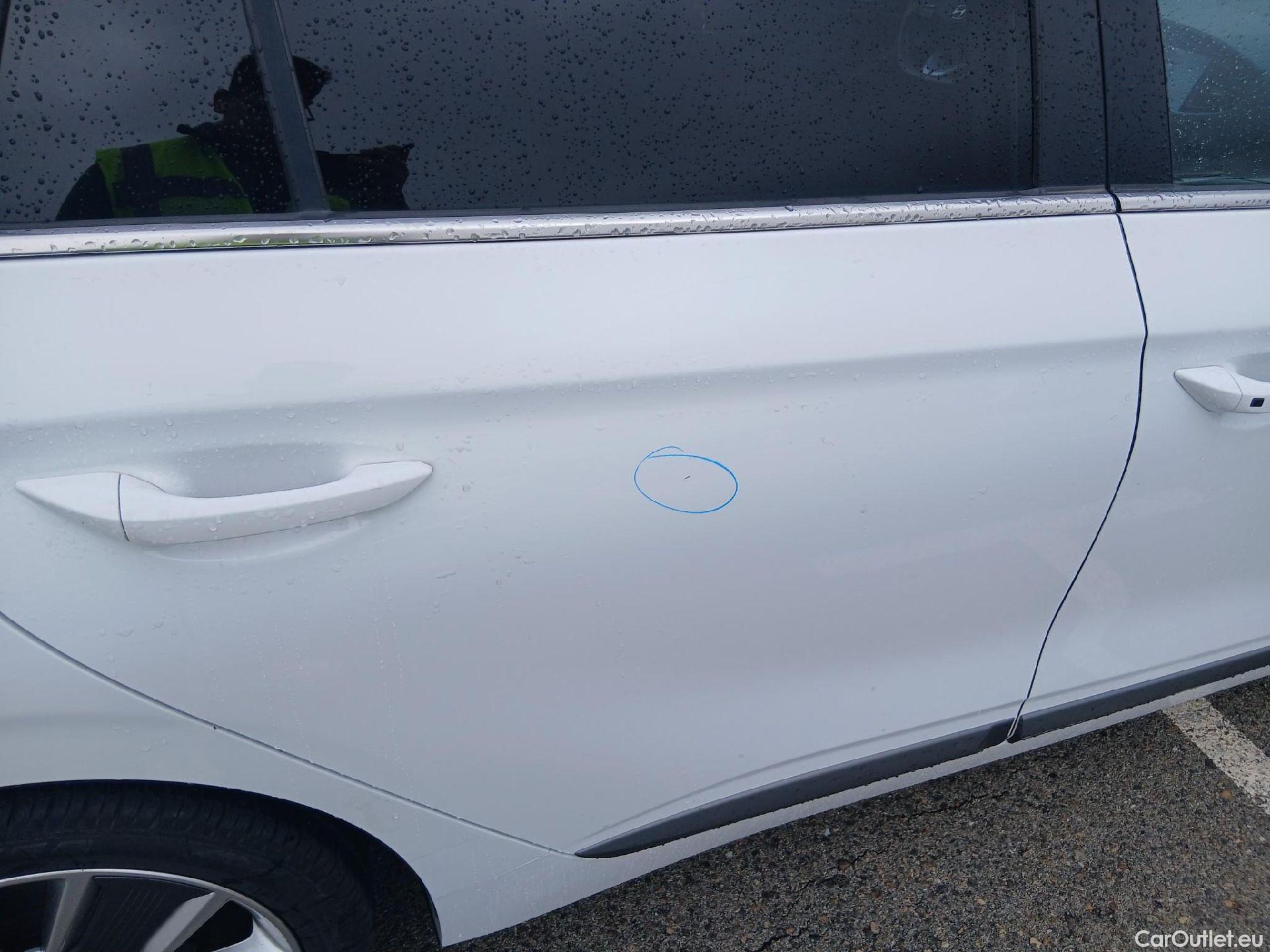  Hyundai   Ioniq HYUNDAI / 2016 / 5P / berlina con portón 1.6 GDI HEV Tecno DCT (AC) #25