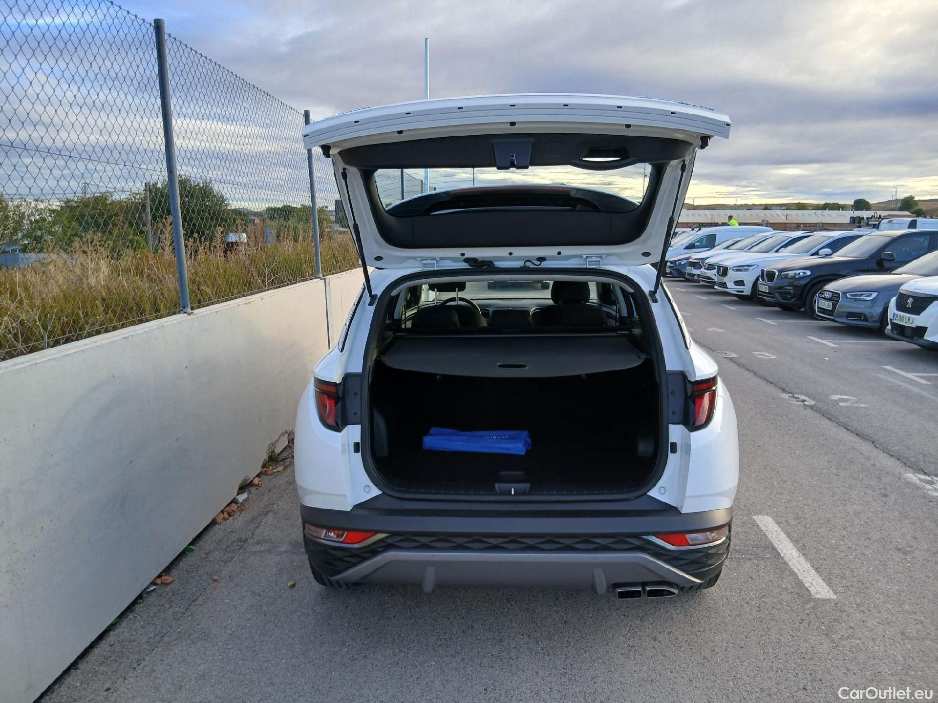 Hyundai  Tucson HYUNDAI  / 2020 / 5P / todoterreno 1.6 TGDI 169kW (230CV) HEV Maxx Auto #8