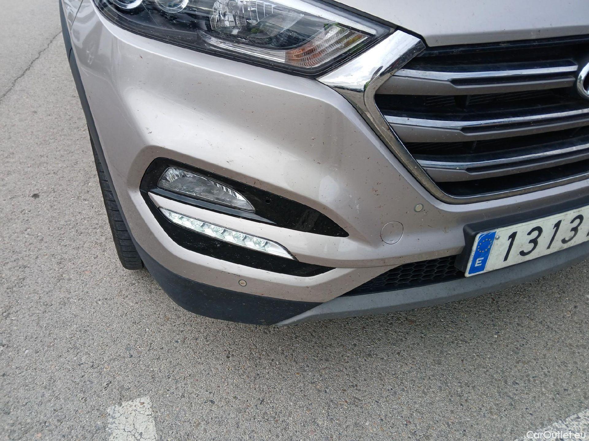 Hyundai  Tucson HYUNDAI  / 2015 / 5P / todoterreno 1.7 CRDi 104kW (141CV) BD Go! DCT 4x2(SP) #4