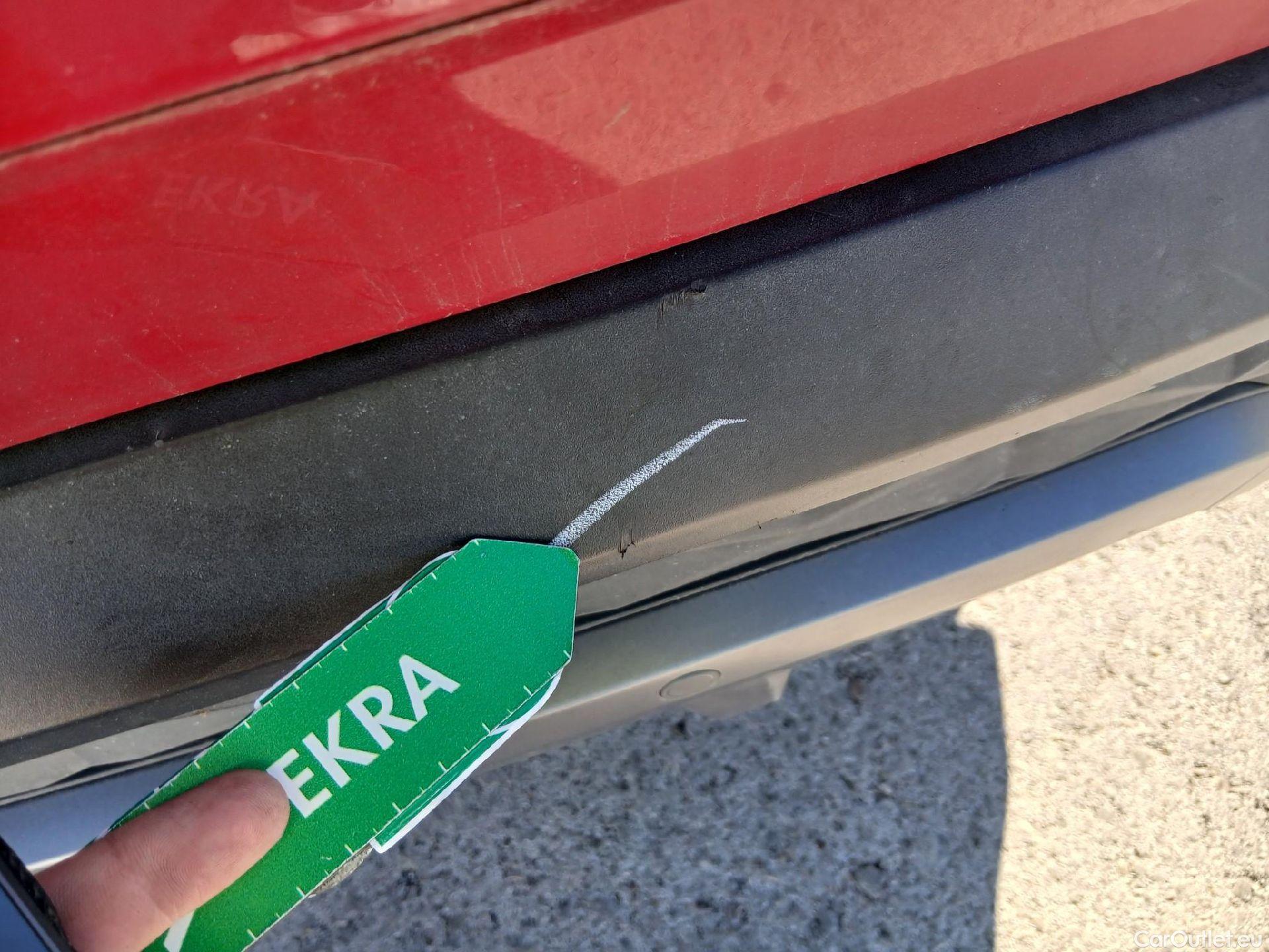 Hyundai  Tucson HYUNDAI  / 2020 / 5P / todoterreno 1.6 TGDI 169kW HEV Style Teal Auto #22