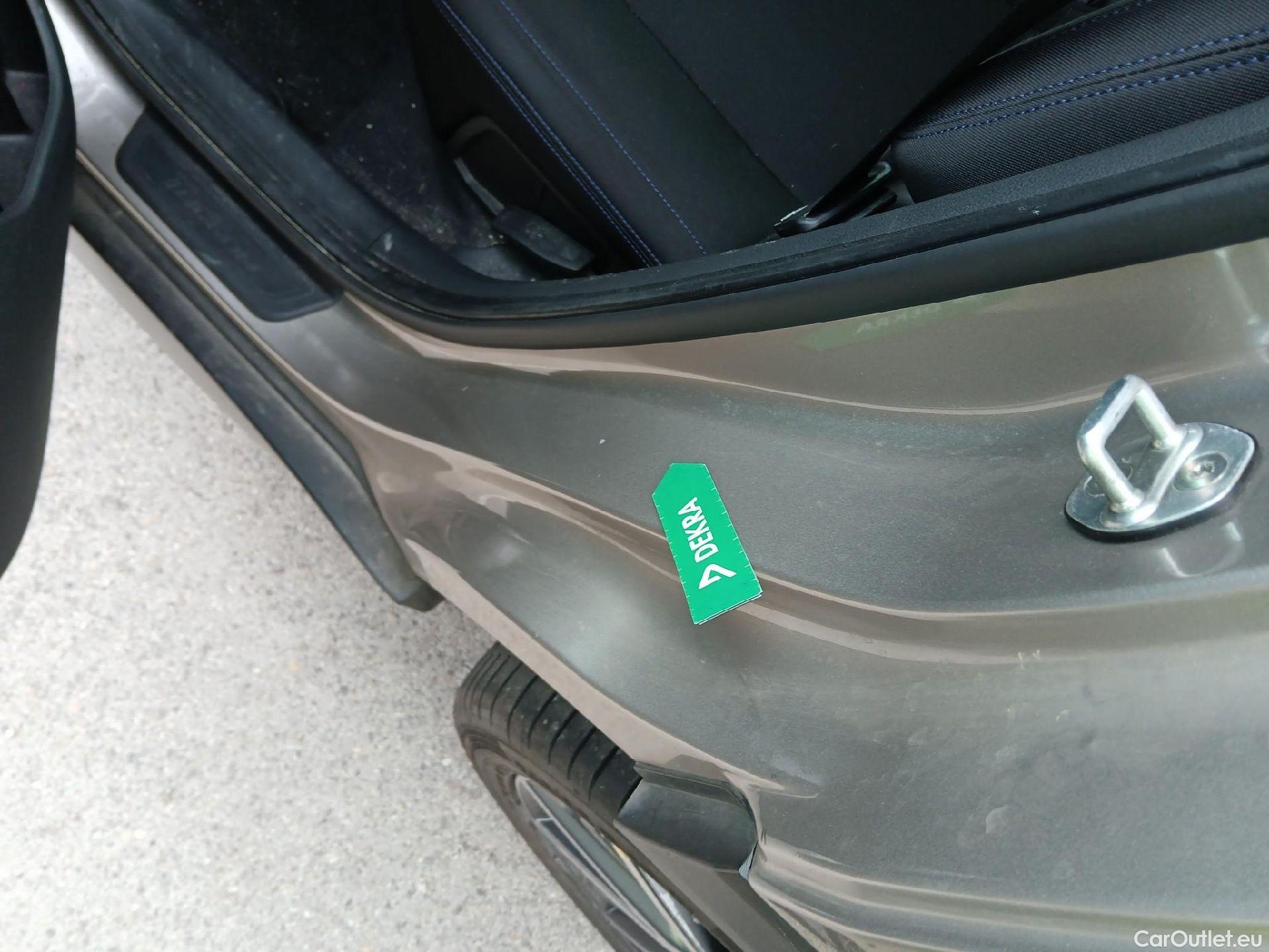 Hyundai  Tucson HYUNDAI  / 2015 / 5P / todoterreno 1.7 CRDi 104kW (141CV) BD Go! DCT 4x2(SP) #25